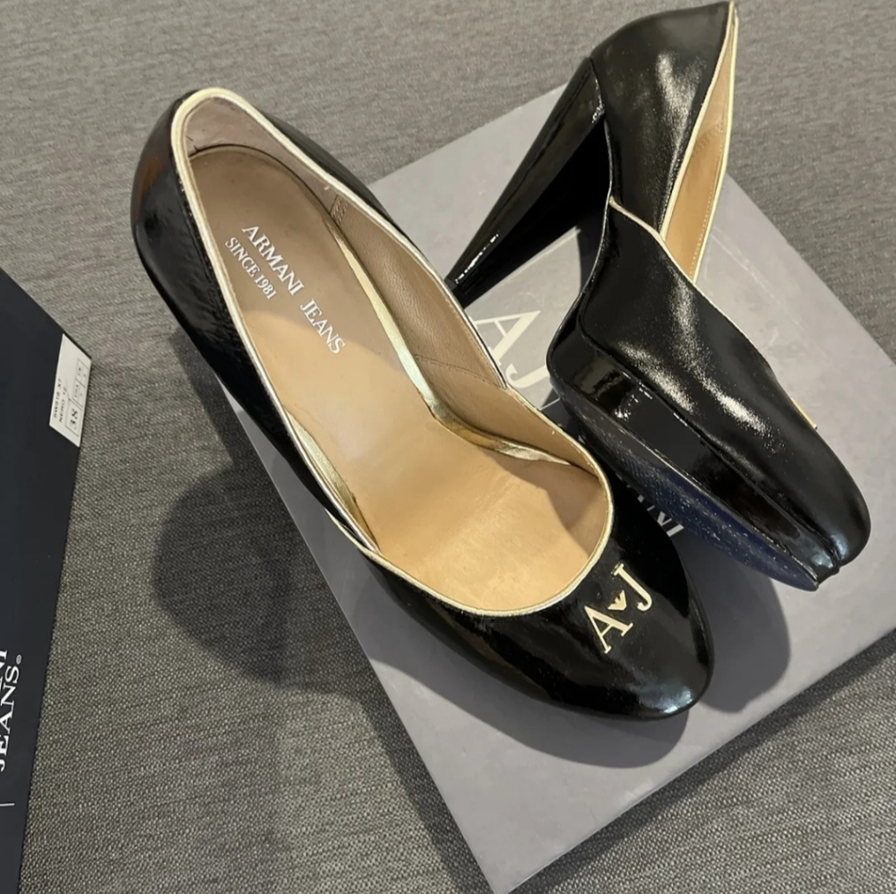 Armani Heels size 38 - Picture 4 of 6